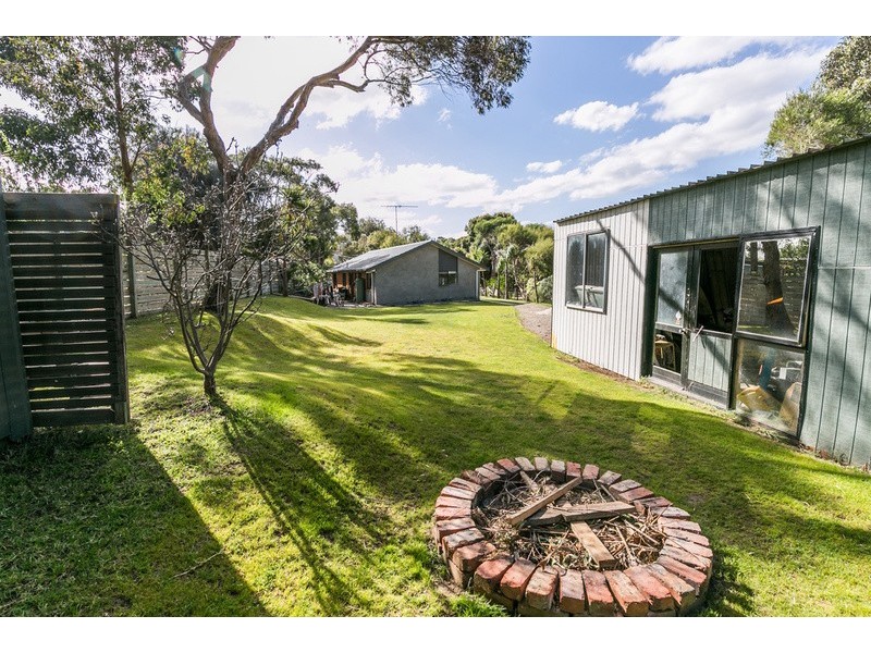 2 Anderson Street, Aireys Inlet VIC 3231