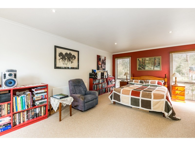 2  Chatswood Drive, Anglesea VIC 3230