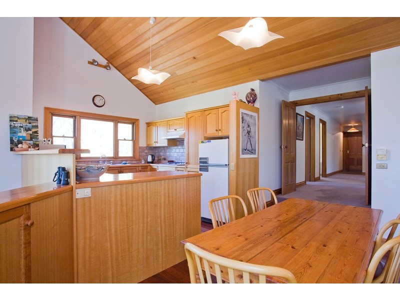 105 Bimbadeen Drive, Fairhaven VIC 3231