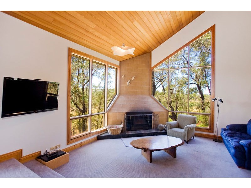 105 Bimbadeen Drive, Fairhaven VIC 3231