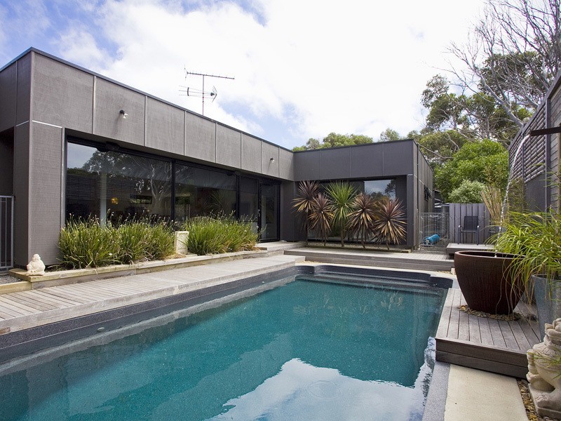 9  Ninth Avenue, Anglesea VIC 3230