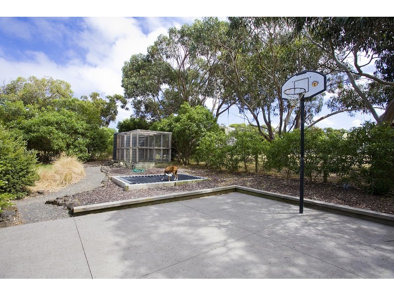 9  Ninth Avenue, Anglesea VIC 3230