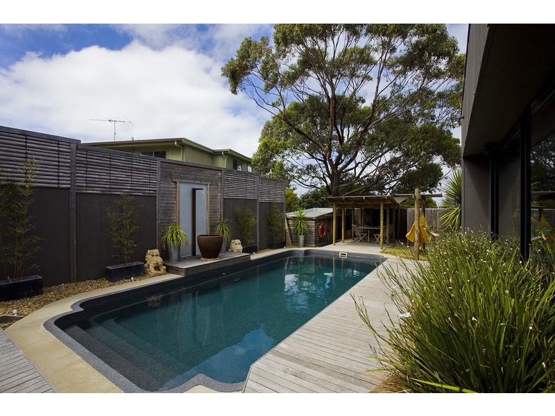 9  Ninth Avenue, Anglesea VIC 3230