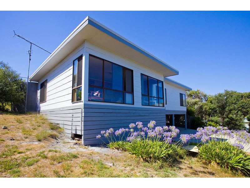3 Noel Road, Moggs Creek VIC 3231