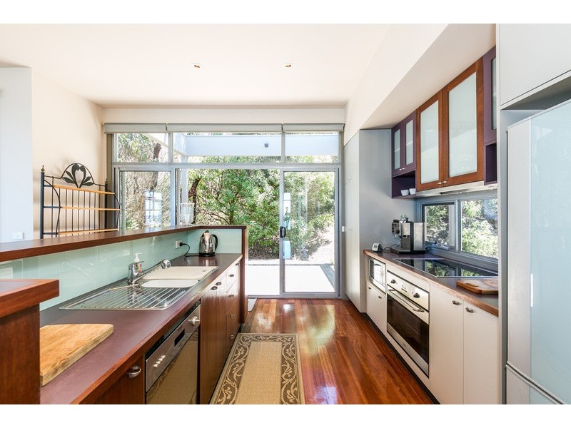 33 Banool Road, Fairhaven VIC 3231