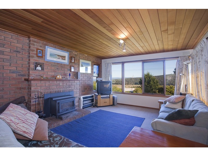 6  Brent Avenue, Aireys Inlet VIC 3231