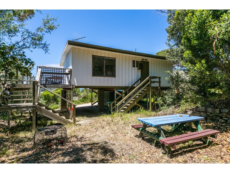 13 Lialeeta Road, Fairhaven VIC 3231