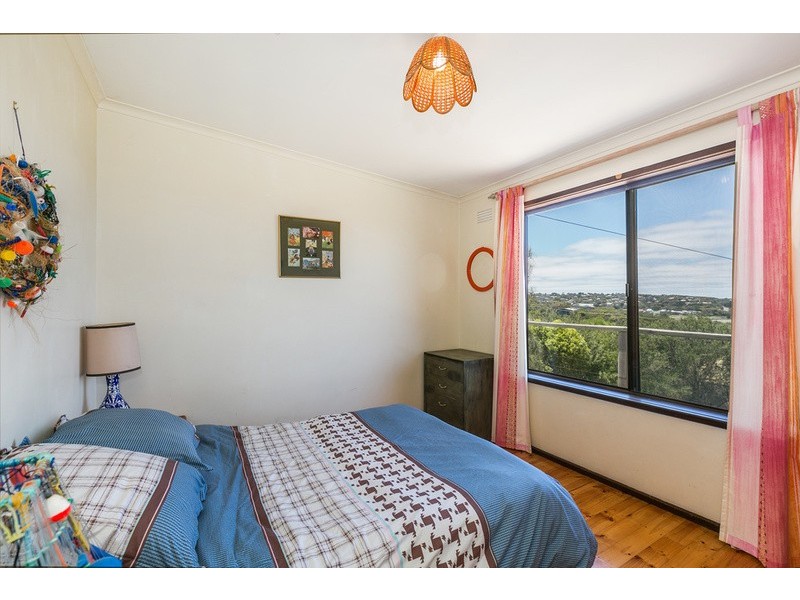 13 Lialeeta Road, Fairhaven VIC 3231