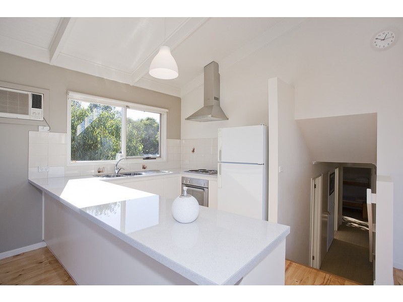 6  Marian Street, Aireys Inlet VIC 3231