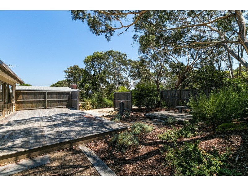 9 Kurrajong Avenue, Aireys Inlet VIC 3231
