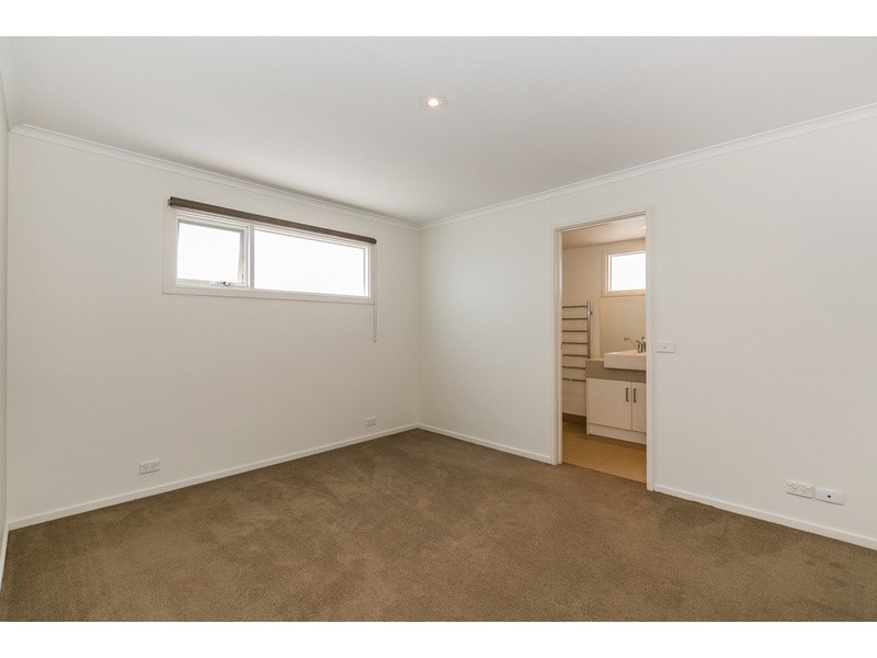 9 Kurrajong Avenue, Aireys Inlet VIC 3231