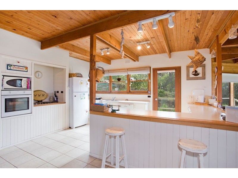 90 Bimbadeen Drive, Fairhaven VIC 3231