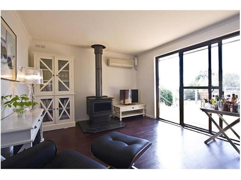16 Great Ocean Road, Aireys Inlet VIC 3231