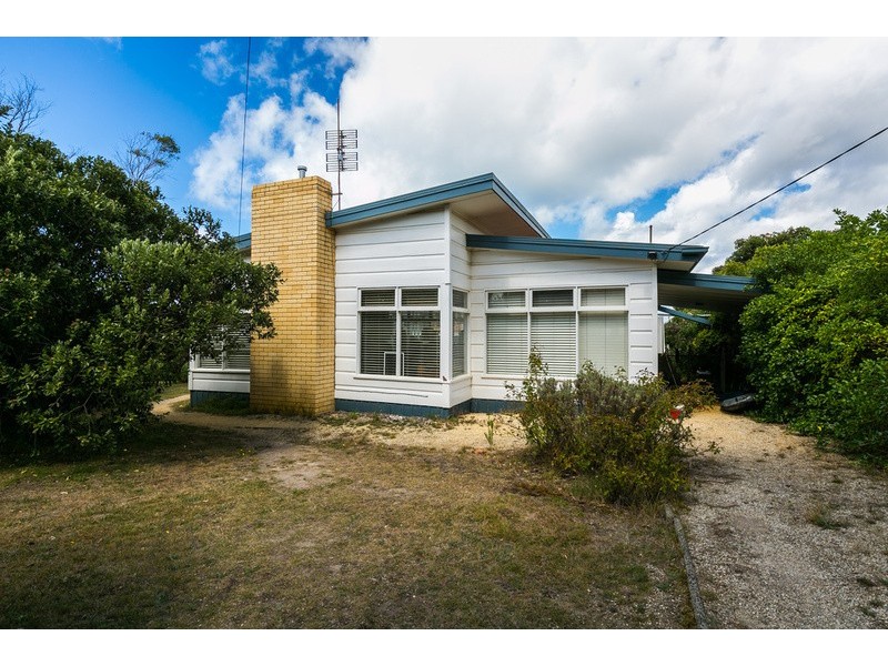 1 Pearse Road, Aireys Inlet VIC 3231