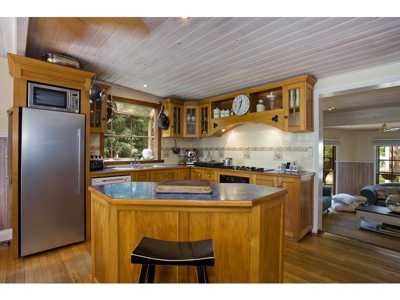 25 Alice Street, Aireys Inlet VIC 3231