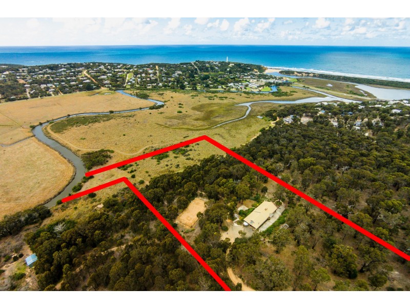 65 Bimbadeen Drive, Fairhaven VIC 3231