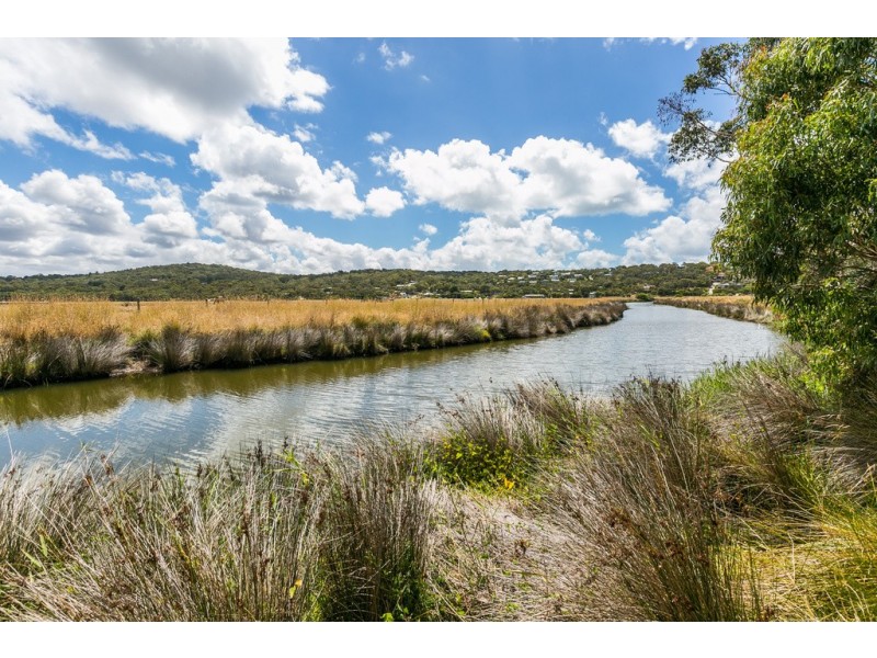 65 Bimbadeen Drive, Fairhaven VIC 3231