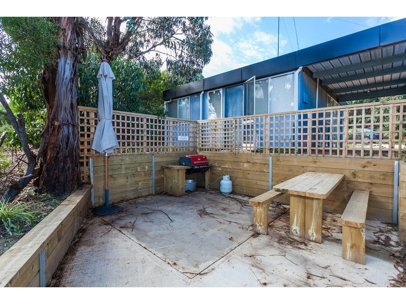 2/18 Beach Road, Aireys Inlet VIC 3231