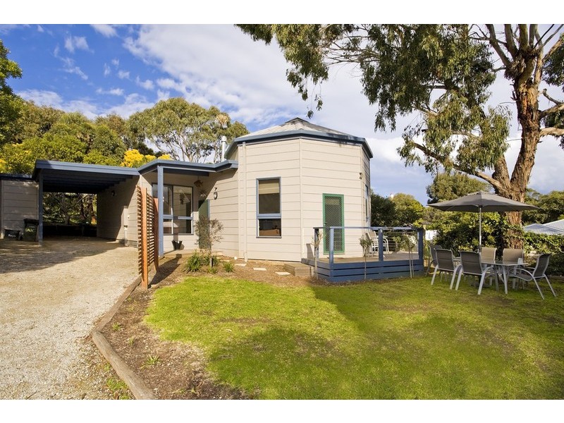 2/2-4 Barton Court, Aireys Inlet VIC 3231