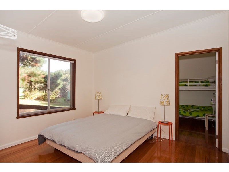 8  River Road, Aireys Inlet VIC 3231