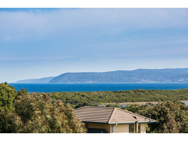 32 Bambra Road, Aireys Inlet VIC 3231