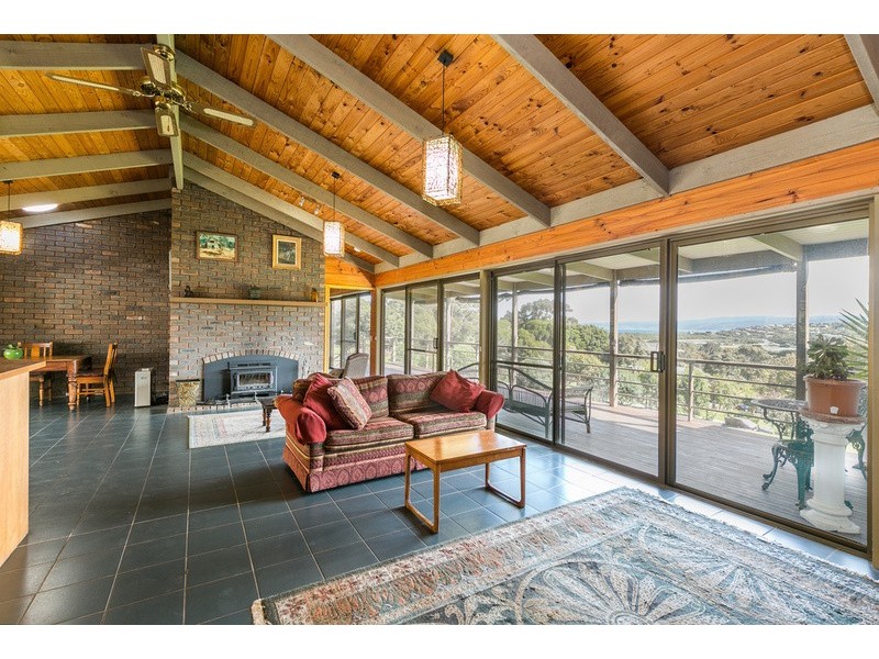 32 Bambra Road, Aireys Inlet VIC 3231