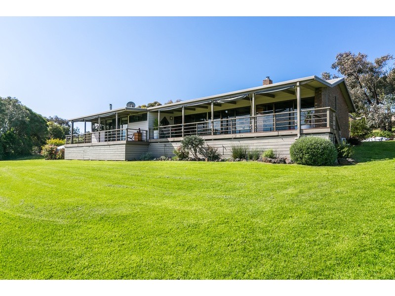 32 Bambra Road, Aireys Inlet VIC 3231