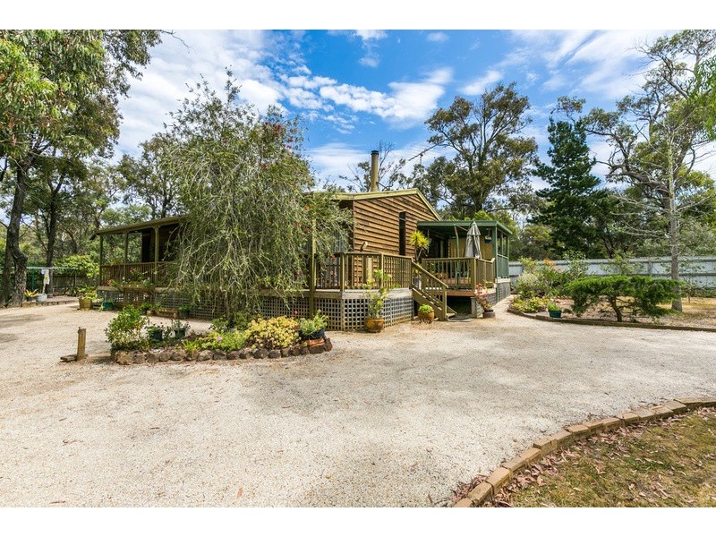 17 Boundary Road, Aireys Inlet VIC 3231