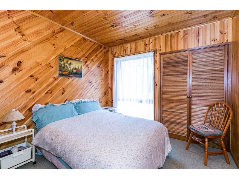 17 Boundary Road, Aireys Inlet VIC 3231