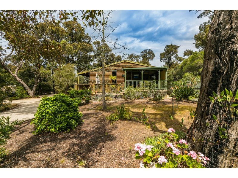 17 Boundary Road, Aireys Inlet VIC 3231
