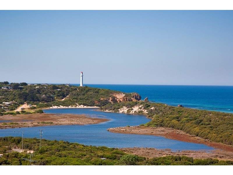 12 Ridge Road, Fairhaven VIC 3231