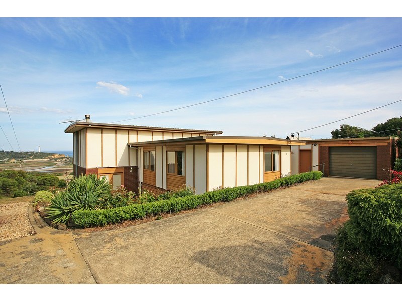 12 Ridge Road, Fairhaven VIC 3231