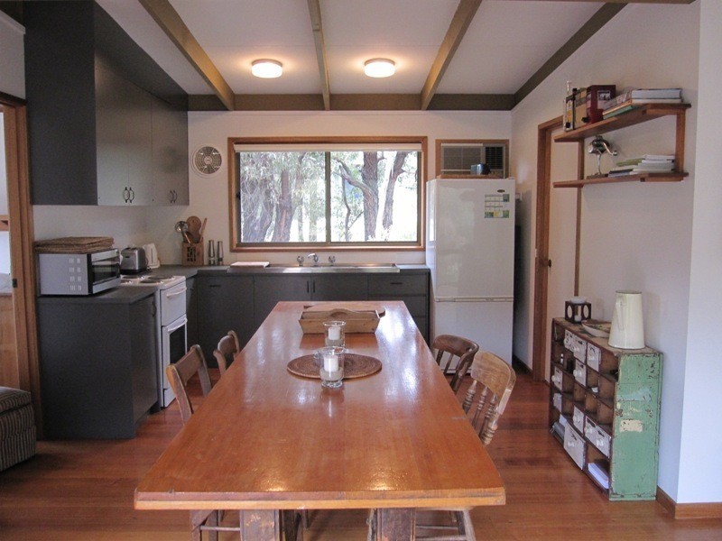 30 Aireys Street, Aireys Inlet VIC 3231