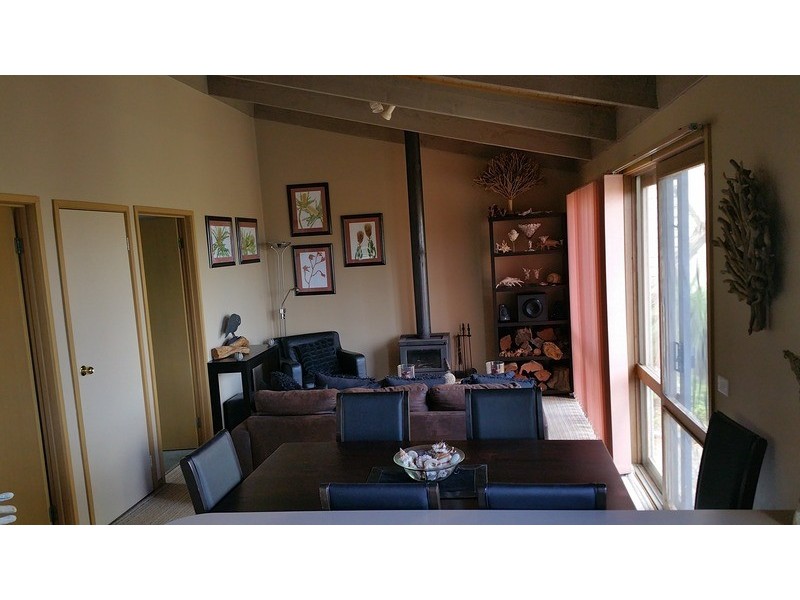 25 Kalbaru Drive, Fairhaven VIC 3231