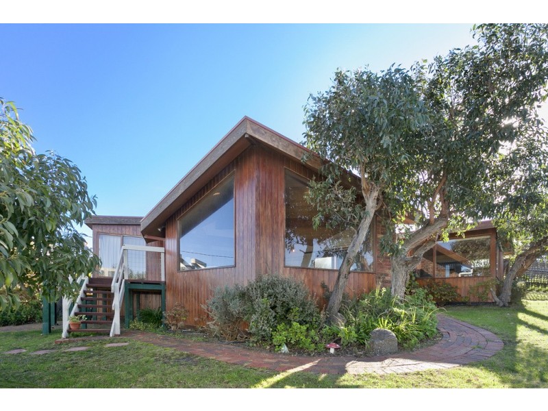 35 Kalbaru Drive, Fairhaven VIC 3231