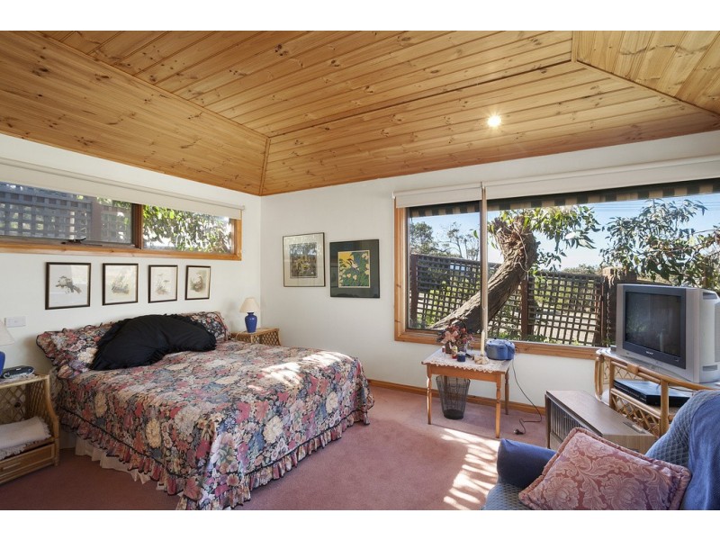 35 Kalbaru Drive, Fairhaven VIC 3231