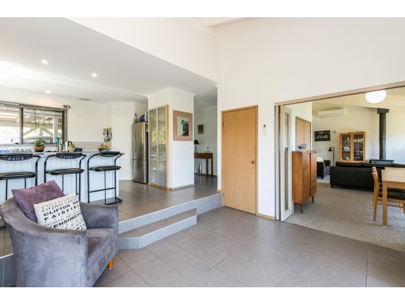 44 Lialeeta Road, Fairhaven VIC 3231