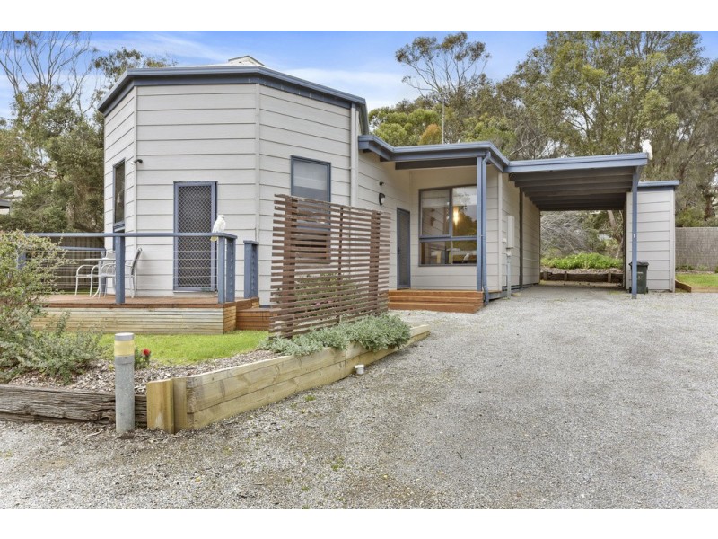1/2-4  Barton Court, Aireys Inlet VIC 3231