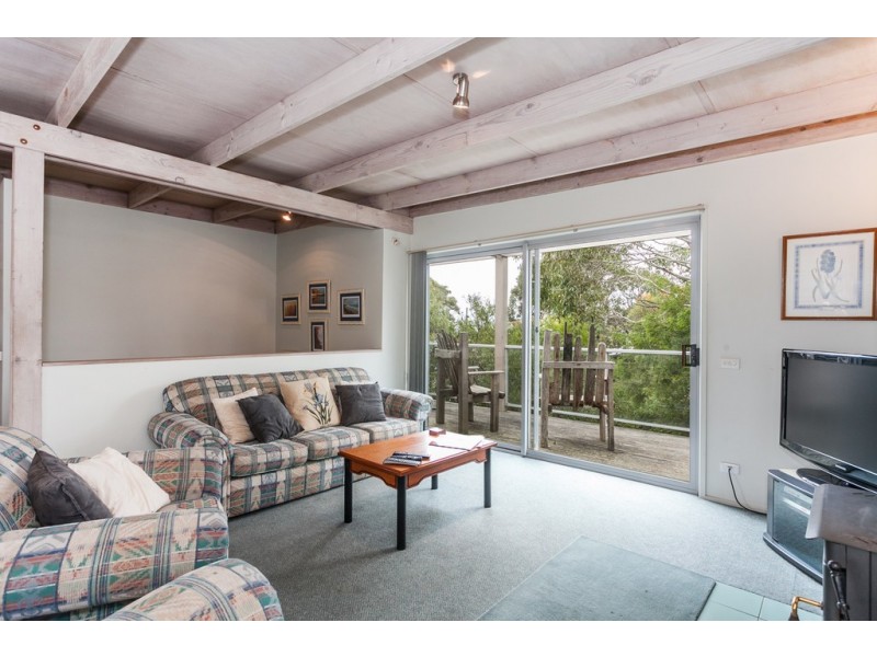 2/19  Aireys Street, Aireys Inlet VIC 3231