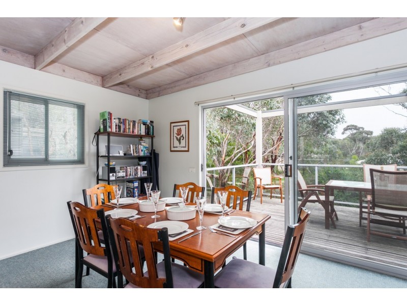 2/19  Aireys Street, Aireys Inlet VIC 3231