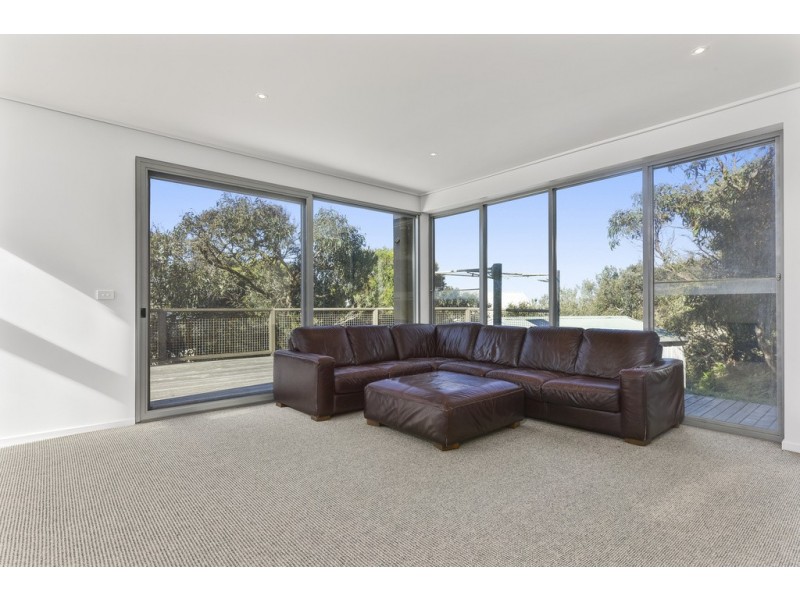 4 Boyd Avenue, Moggs Creek VIC 3231