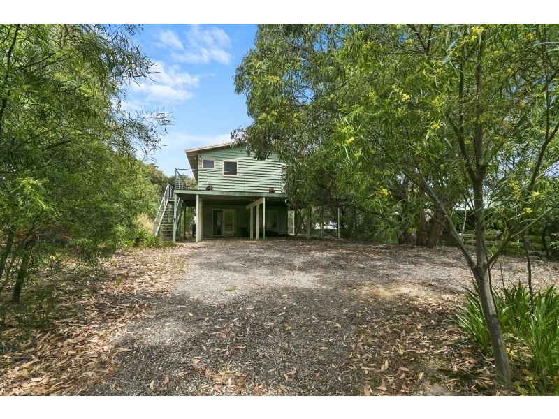 52 Boyd Avenue, Moggs Creek VIC 3231