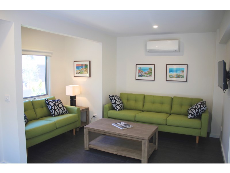 1/166-170  Great Ocean Road, Anglesea VIC 3230