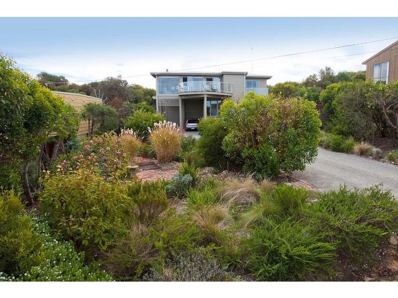 8 Marian Street, Aireys Inlet VIC 3231