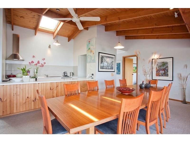 8 Marian Street, Aireys Inlet VIC 3231