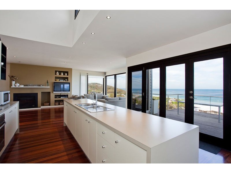 9 Boyd Avenue, Moggs Creek VIC 3231