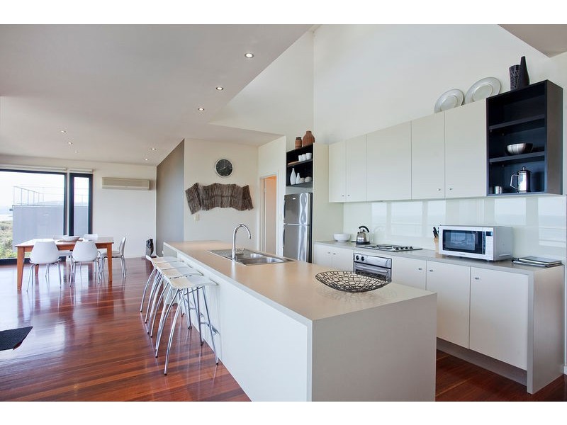 9 Boyd Avenue, Moggs Creek VIC 3231