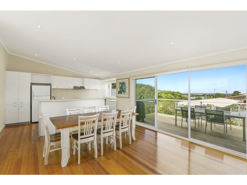 1B Donald Avenue, Anglesea VIC 3230