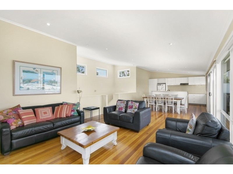 1B Donald Avenue, Anglesea VIC 3230