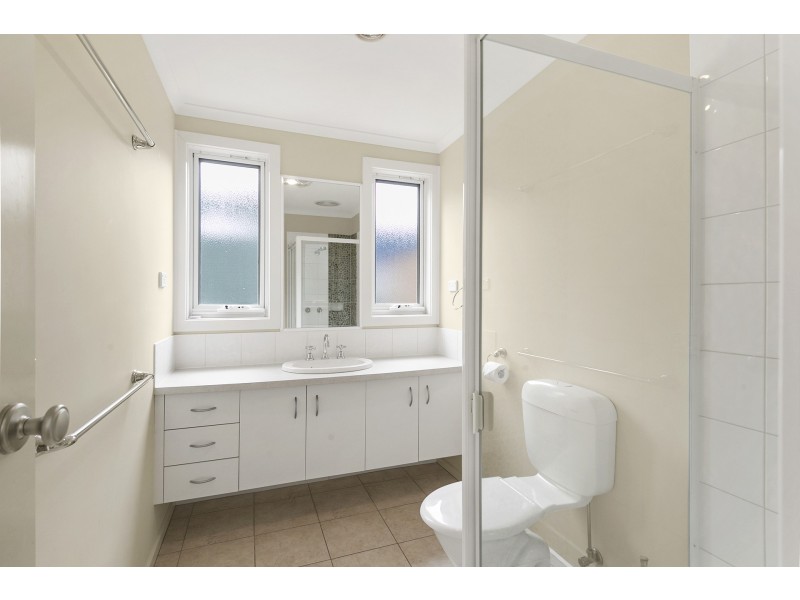 1B Donald Avenue, Anglesea VIC 3230